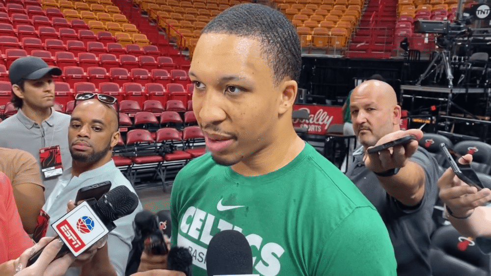 关于赛后波士顿凯尔特人备战欧篮联;调整名单细节曝光;压力陡增;更衣室氛围转暖的信息 关于赛后波士顿凯尔特人备战欧篮联;调整名单细节曝光;压力陡增;更衣室氛围转暖的信息